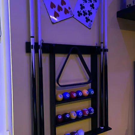 Game Zone 6 Max Center Parking Wifi 2 Jacuzzi Appartement *