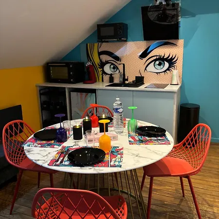Game Zone 6 Max Center Parking Wifi 2 Jacuzzi * Magenta