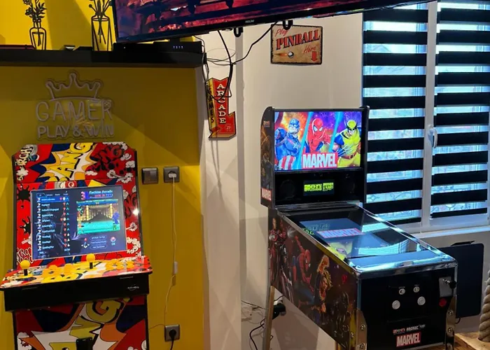 Game Zone Maison Unique Hyper Centre Ville, Proche Toutes Commodites * Magenta